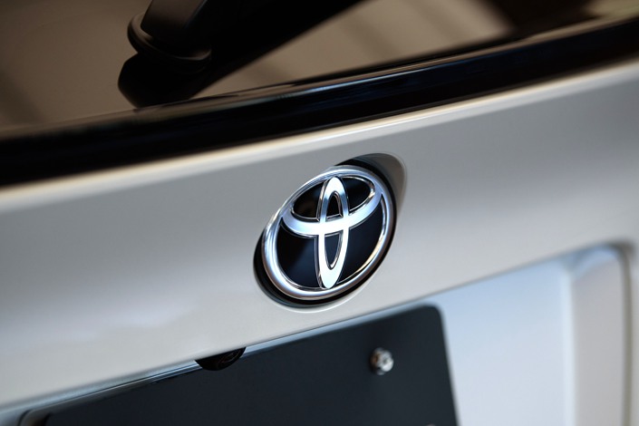 Toyota Adds to Its Partnerships With Chinese Self-Driving Firms