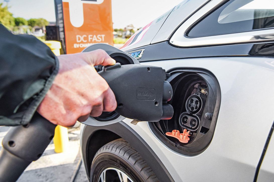 Americans remain super skeptical of EVs, self-driving cars
