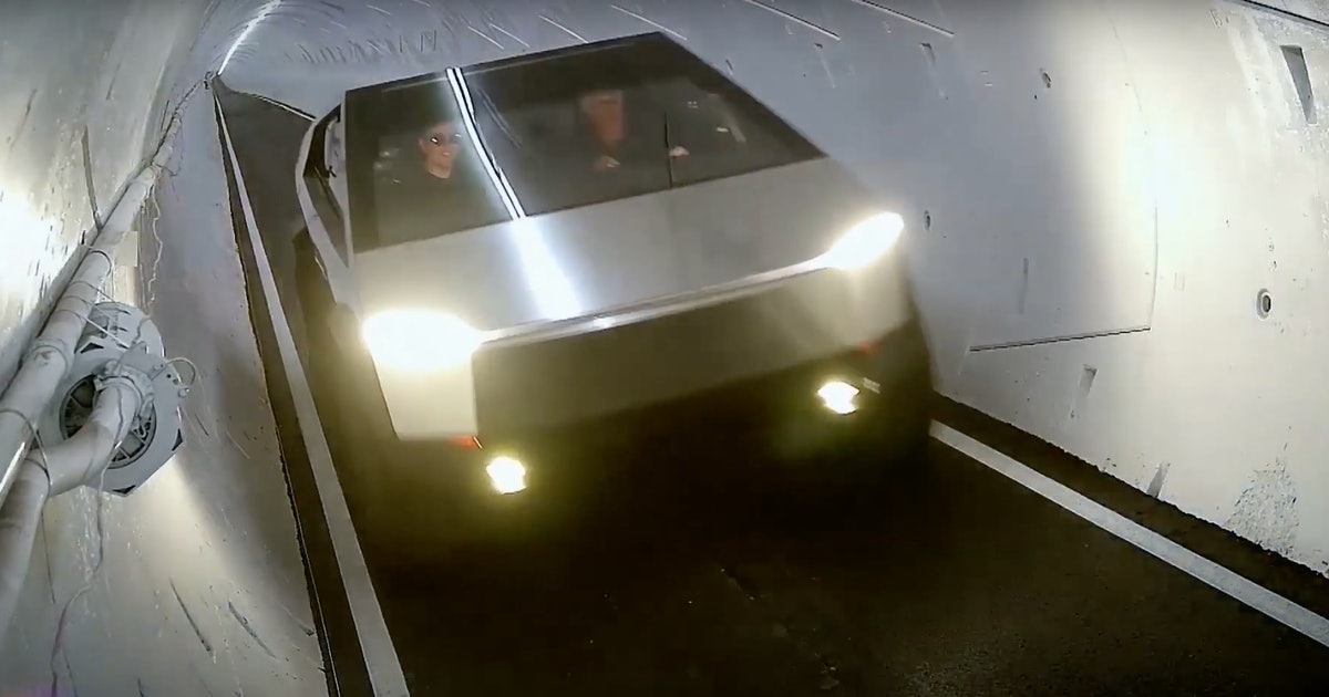 The Boring Company: video shows Tesla Cybertruck navigating tweaked tunnel