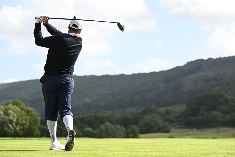 Self-Driving Cars To Transport Golfers And Caddies At The Wales Open