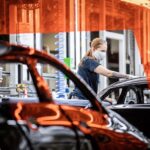 Germany's Merkel resists calls to give automakers more state aid