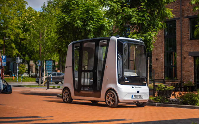 Estonian self-driving bus project introduced in Greece