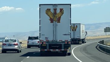 DOT study predicts no mass layoffs from driverless trucks