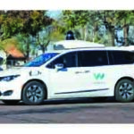Waymo minivan gets stubborn in Chandler