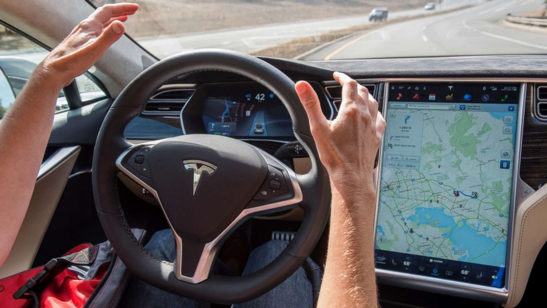 Drivers unions push Congress to regulate driverless trucks