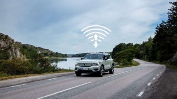 Volvo Cars and Ericsson achieve first cross-border 5G network vehicular handover