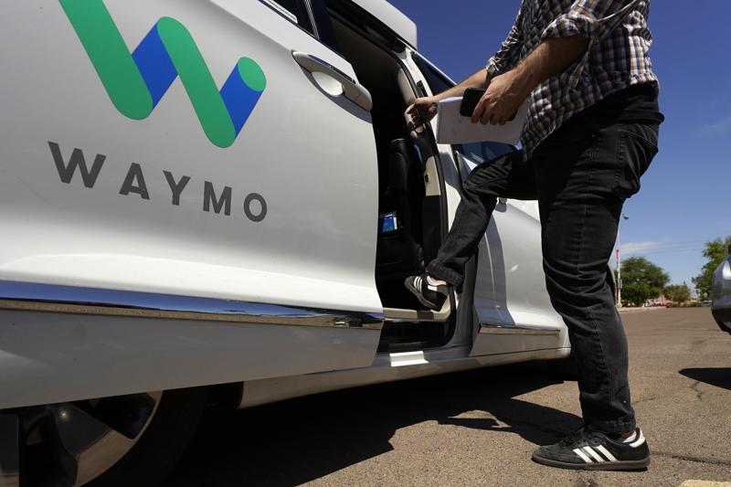 Waymo expanding autonomous ride service to San Francisco