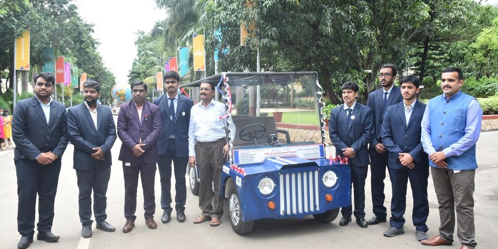 Pune Student Makes Autonomous Driverless Vehicle