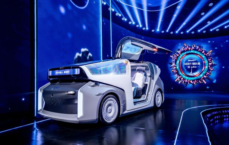 China's Baidu Unveils a Level-5 Robocar With No Steering Wheel & Gull-Wing Doors That ‘Moves, Communicates & Learns'
