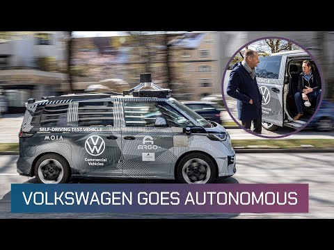First Autonomous Volkswagen Drives in Munich, Company CEO Rides in the Back