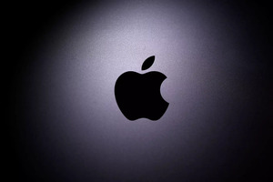 Apple hires veteran Ford executive for EV car project