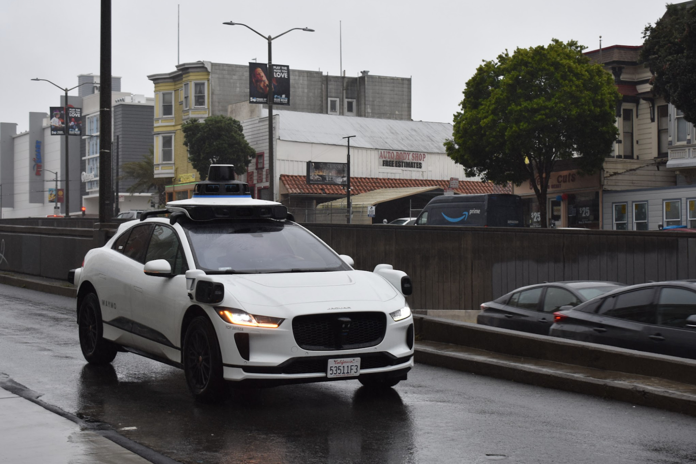 Waymo’s robotaxis are basically mobile weather stations now
