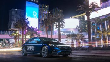 Mercedes-Benz's new self-driving tech is turning up the heat on Tesla at the worst possible time