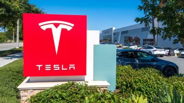 Tesla cuts 14,000 workers, 2 executives resign