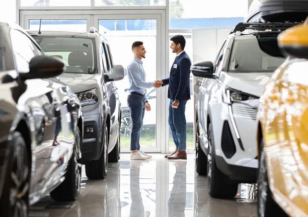 General Motors' (GM) Cruise Teams Up With Uber to Offer Robotaxi